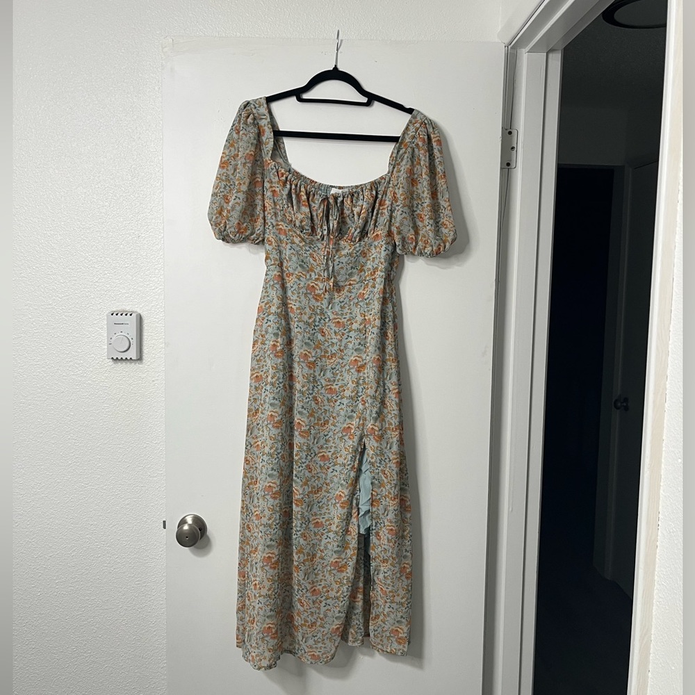 Petal & Pup blue floral cap sleeve dress with slit | size 4